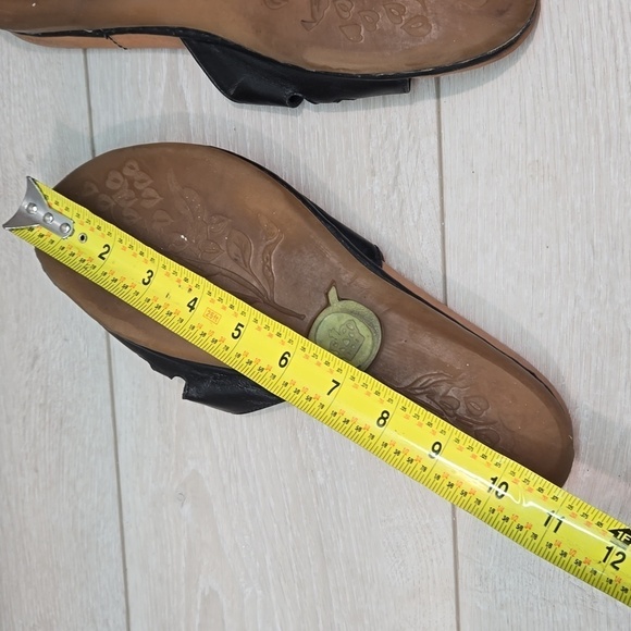 Born Women Leather Sandals Flats shoes sz 9 - Picture 14 of 14